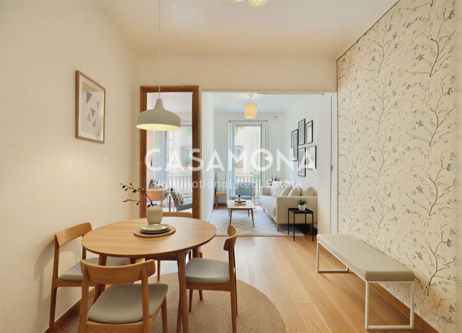 Encantador apartament reformat amb caràcter històric al Poble Sec