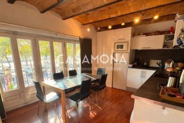 Licht en Gezellig Appartement met 2 Slaapkamer op een Toplocatie aan de Haven Licht en Gezellig Appartement met 2 Slaapkamer op een Toplocatie aan de Haven