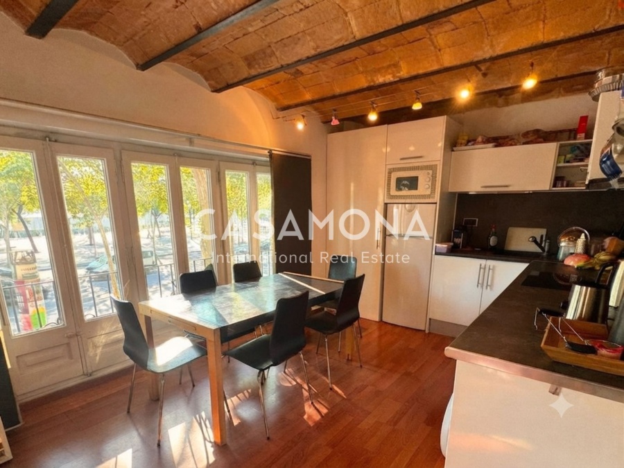 Appartement Lumineux et Confortable de 2 Chambres dans un Emplacement Privilégié Face au Port Appartement Lumineux et Confortable de 2 Chambres dans un Emplacement Privilégié Face au Port