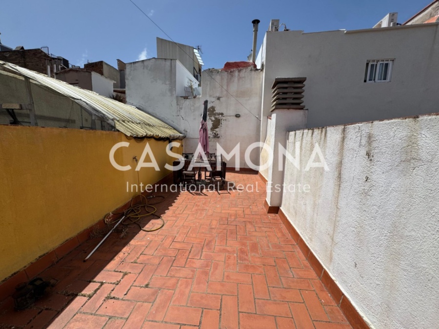 Acollidor Apartament amb Pati Privat i Ascensor al Barri Gòtic
