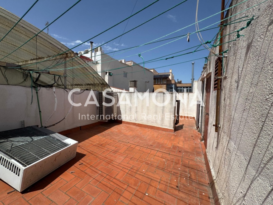 Acollidor Apartament amb Pati Privat i Ascensor al Barri Gòtic