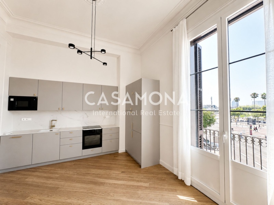 Apartament de luxe amb patrimoni històric, piscina al terrat i vistes al mar a El Born