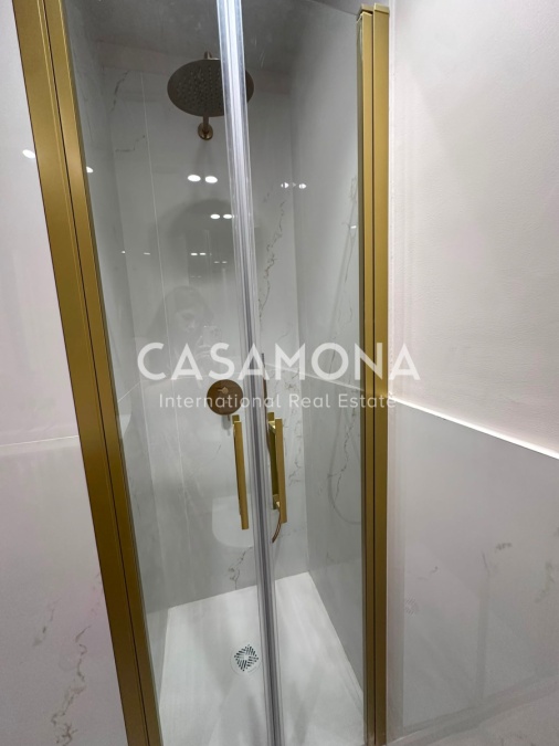 Bright 1-Bedroom Apartment in a Historic Building on Passeig d'Isabel II Bright 1-Bedroom Apartment in a Historic Building on Passeig d'Isabel II