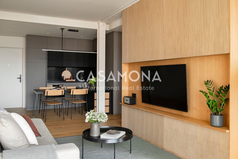 Elegant apartament d'1 habitació amb terrassa privada a Barcelona