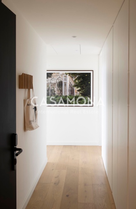 Modern 2-Bedroom Apartment with Private Terrace in Barcelona Modern 2-Bedroom Apartment with Private Terrace in Barcelona