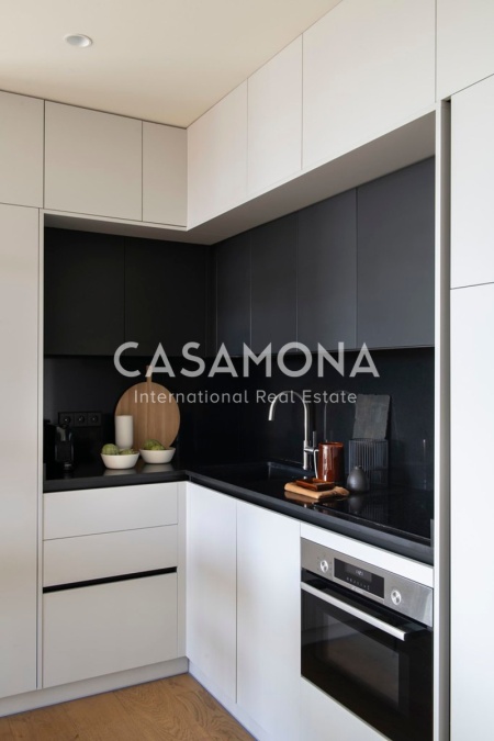 Modern 2-Bedroom Apartment with Private Terrace in Barcelona Modern 2-Bedroom Apartment with Private Terrace in Barcelona