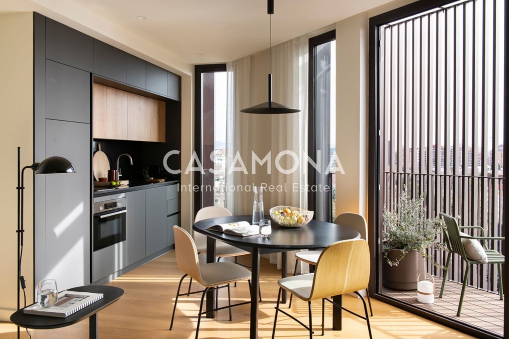 Modern 3-Bedroom Apartment with Private Terrace and Views of the Arc de Triomf in Barcelona Modern 3-Bedroom Apartment with Private Terrace and Views of the Arc de Triomf in Barcelona