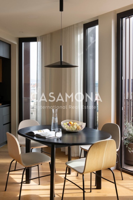 Modern 3-Bedroom Apartment with Private Terrace and Views of the Arc de Triomf in Barcelona Modern 3-Bedroom Apartment with Private Terrace and Views of the Arc de Triomf in Barcelona