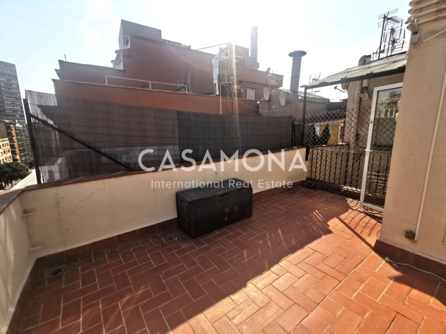 Spacieux Atico au dernier étage avec 2 chambres et une immense terrasse privée ainsi qu'un ascenseur. Spacieux Atico au dernier étage avec 2 chambres et une immense terrasse privée ainsi qu'un ascenseur.