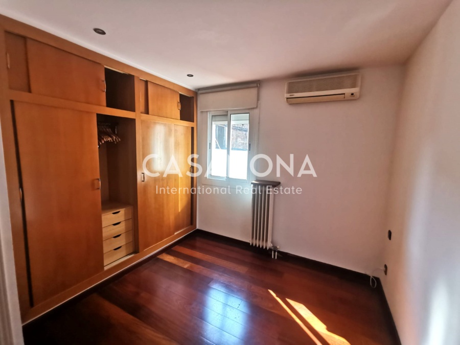 Spacieux Atico au dernier étage avec 2 chambres et une immense terrasse privée ainsi qu'un ascenseur. Spacieux Atico au dernier étage avec 2 chambres et une immense terrasse privée ainsi qu'un ascenseur.