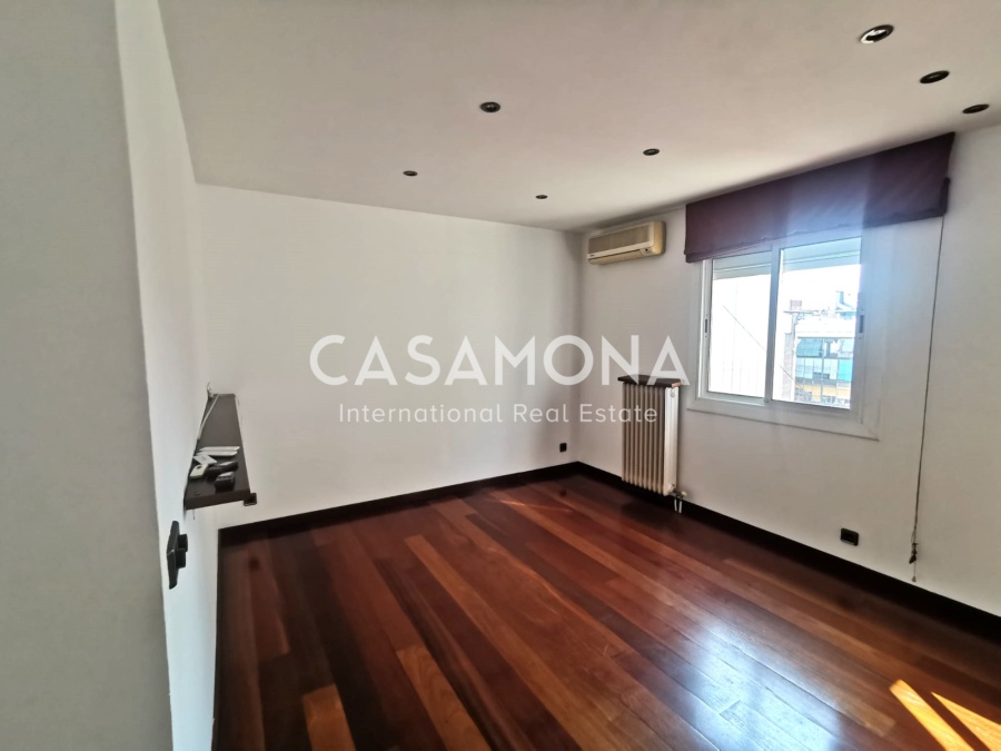 Spacious Atico top floor with 2-Bedroom and. huge Private Terrace and an Elevator Spacious Atico top floor with 2-Bedroom and. huge Private Terrace and an Elevator