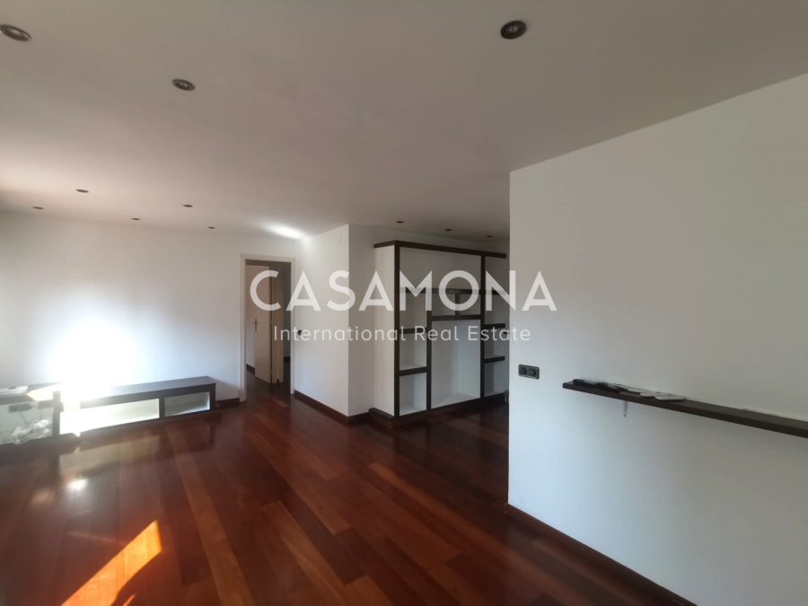 Spacious Atico top floor with 2-Bedroom and. huge Private Terrace and an Elevator Spacious Atico top floor with 2-Bedroom and. huge Private Terrace and an Elevator
