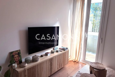 Bright & Stylish 1-Bedroom Apartment with Private Mezzanine Bright & Stylish 1-Bedroom Apartment with Private Mezzanine