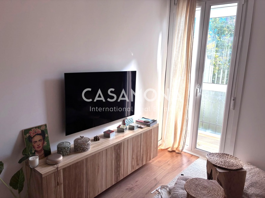 Àtic brillant i estilós de 1 habitació amb mezzanine privat