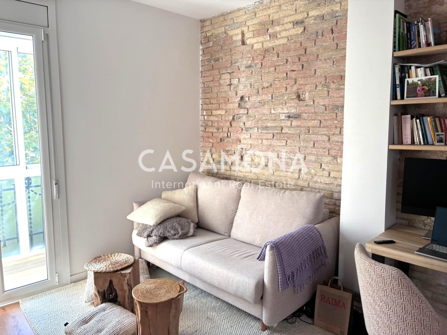 Bright & Stylish 1-Bedroom Apartment with Private Mezzanine Bright & Stylish 1-Bedroom Apartment with Private Mezzanine