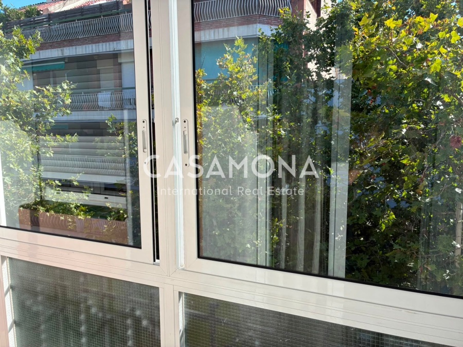 Bright & Stylish 1-Bedroom Apartment with Private Mezzanine Bright & Stylish 1-Bedroom Apartment with Private Mezzanine