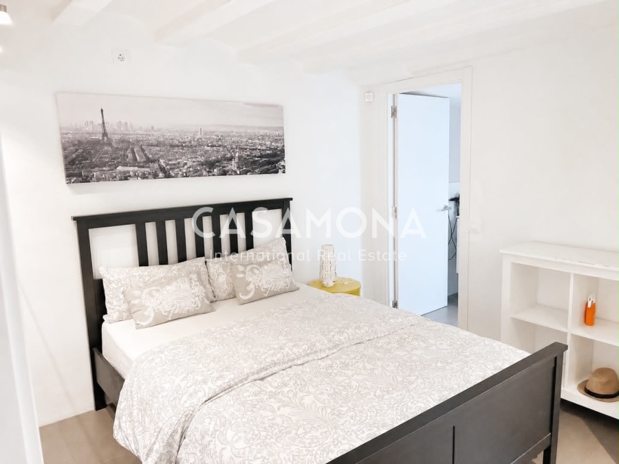 Elegant apartament de 65 m² amb balcó al centre de Barcelona Elegant apartament de 65 m² amb balcó al centre de Barcelona