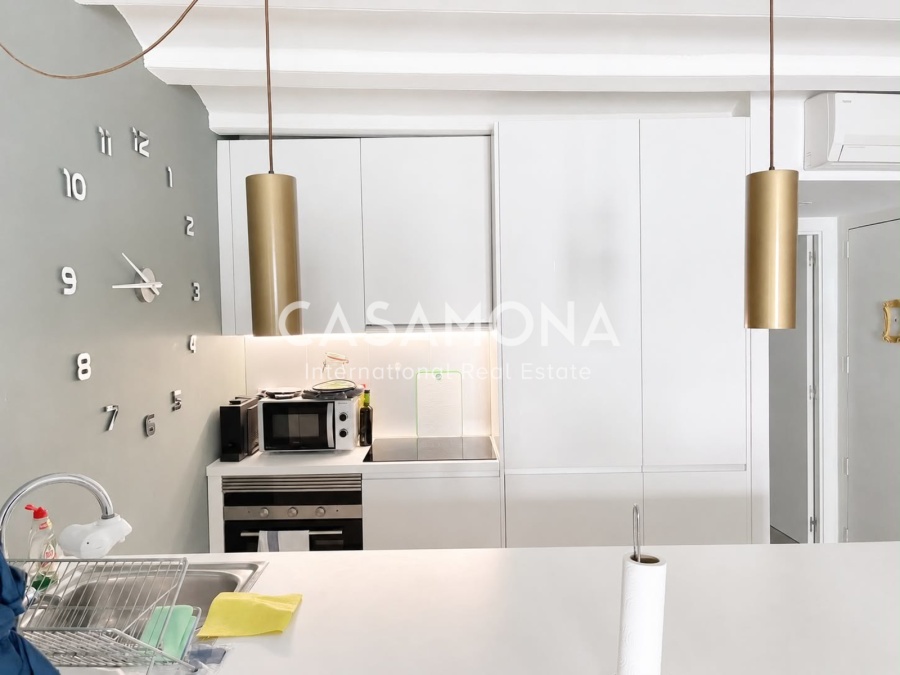 Elegant apartament de 65 m² amb balcó al centre de Barcelona Elegant apartament de 65 m² amb balcó al centre de Barcelona