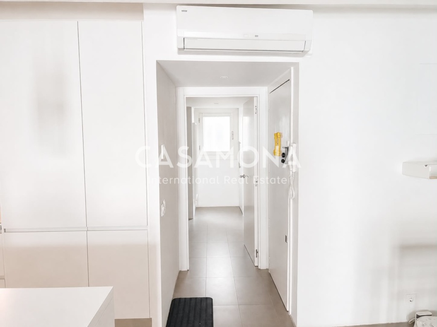 Elegant apartament de 65 m² amb balcó al centre de Barcelona Elegant apartament de 65 m² amb balcó al centre de Barcelona