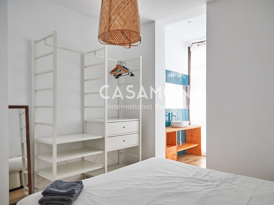Apartament lluminós i espaiós de 4 habitacions a l’Eixample Apartament lluminós i espaiós de 4 habitacions a l’Eixample
