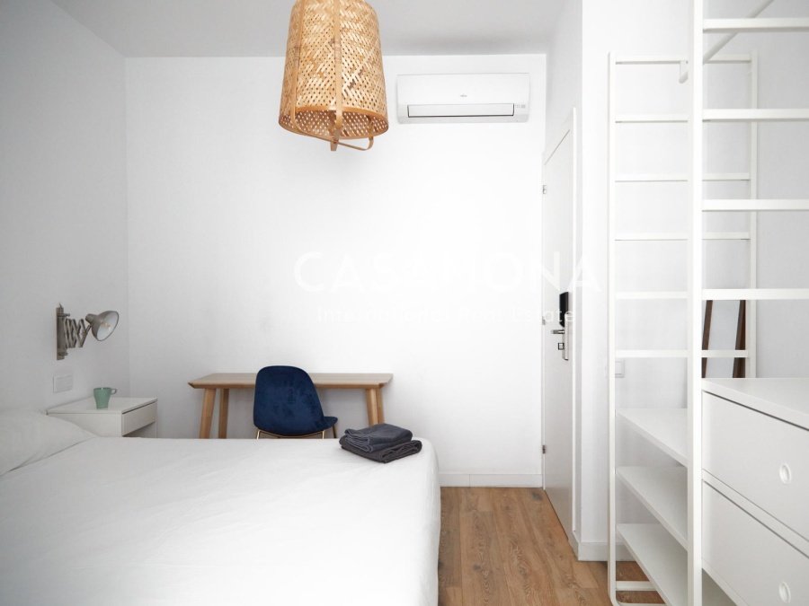 Apartament lluminós i espaiós de 4 habitacions a l’Eixample Apartament lluminós i espaiós de 4 habitacions a l’Eixample