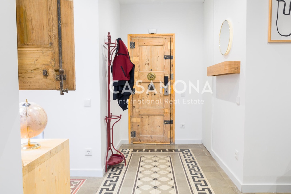 Apartament lluminós i espaiós de 4 habitacions a l’Eixample Apartament lluminós i espaiós de 4 habitacions a l’Eixample