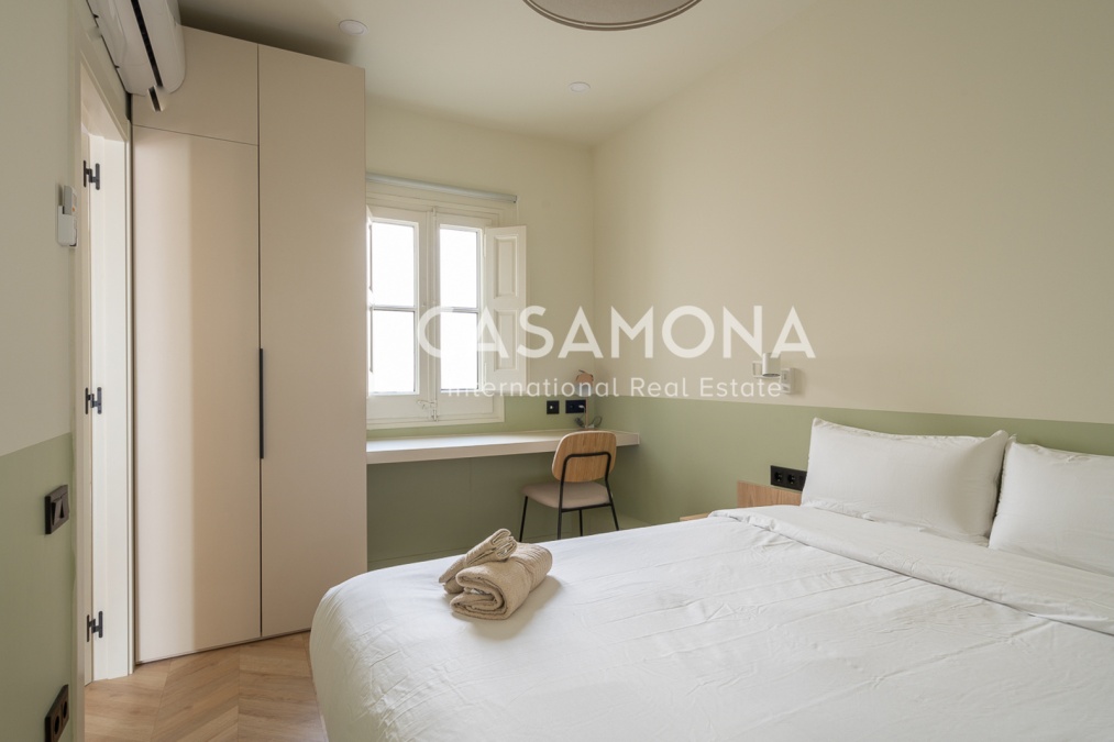 Luxury 5-Bedroom Apartment in the Heart of Eixample Luxury 5-Bedroom Apartment in the Heart of Eixample