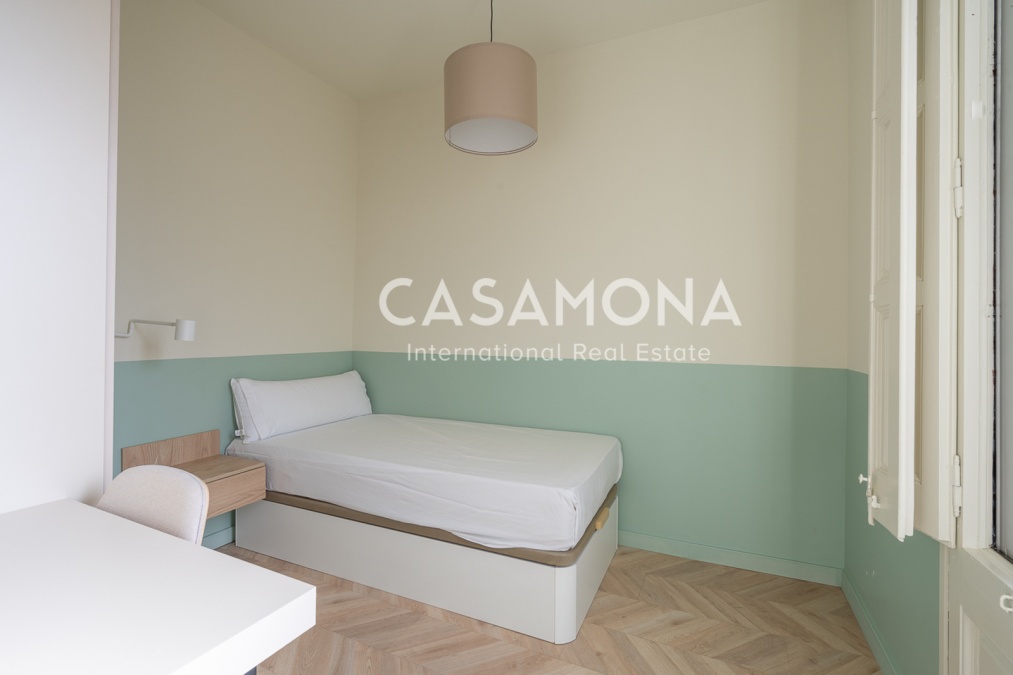 Luxury 5-Bedroom Apartment in the Heart of Eixample Luxury 5-Bedroom Apartment in the Heart of Eixample