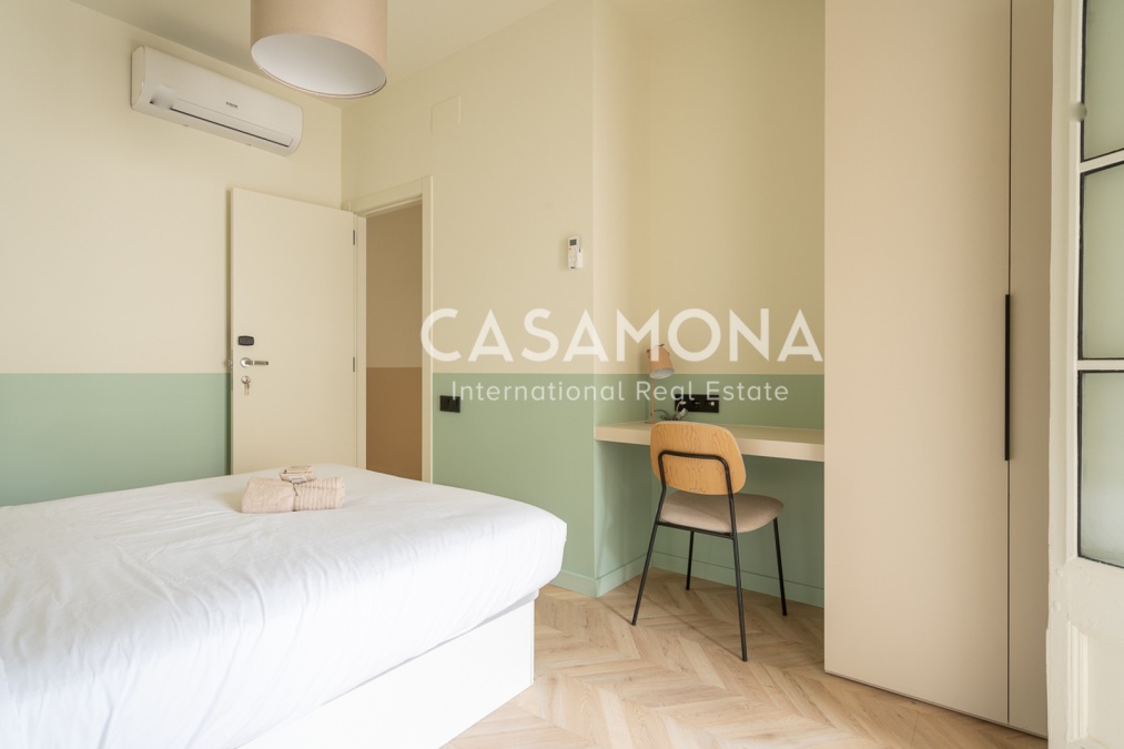 Luxury 5-Bedroom Apartment in the Heart of Eixample Luxury 5-Bedroom Apartment in the Heart of Eixample
