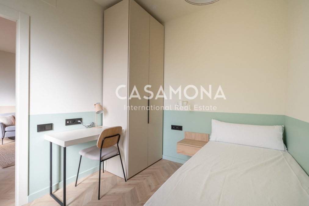 Luxury 5-Bedroom Apartment in the Heart of Eixample Luxury 5-Bedroom Apartment in the Heart of Eixample