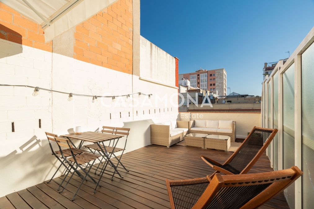 Stunning 1 Bedroom Apartment with Private Terrace in the Heart of Sant Antoni 