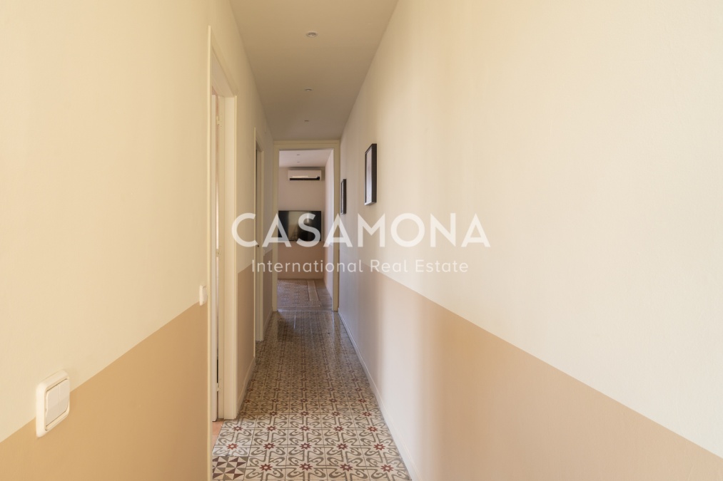 Impressionant apartament d'1 habitació amb terrassa privada al cor de Sant Antoni Impressionant apartament d'1 habitació amb terrassa privada al cor de Sant Antoni