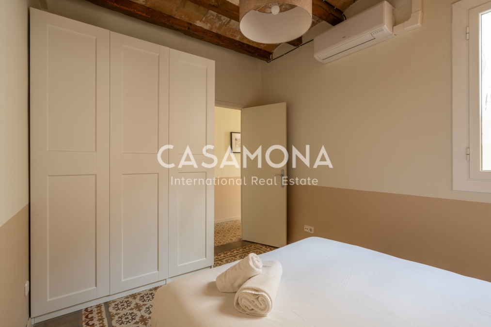 Impressionant apartament d'1 habitació amb terrassa privada al cor de Sant Antoni Impressionant apartament d'1 habitació amb terrassa privada al cor de Sant Antoni