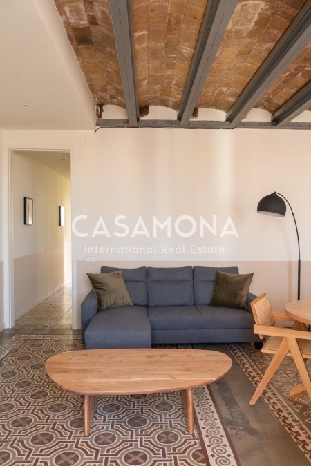 Stunning 1 Bedroom Apartment with Private Terrace in the Heart of Sant Antoni 