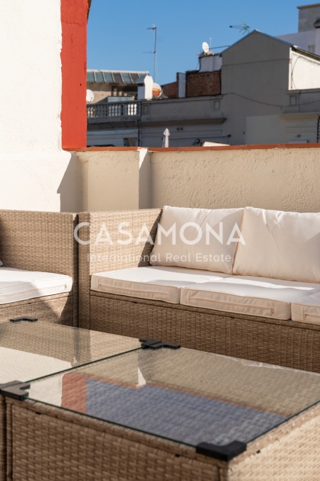 Stunning 1 Bedroom Apartment with Private Terrace in the Heart of Sant Antoni 