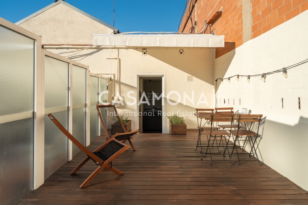 Stunning 1 Bedroom Apartment with Private Terrace in the Heart of Sant Antoni 